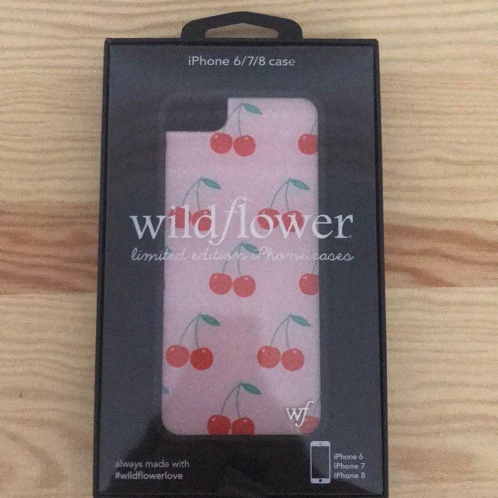 NWT Wildflower case!!!